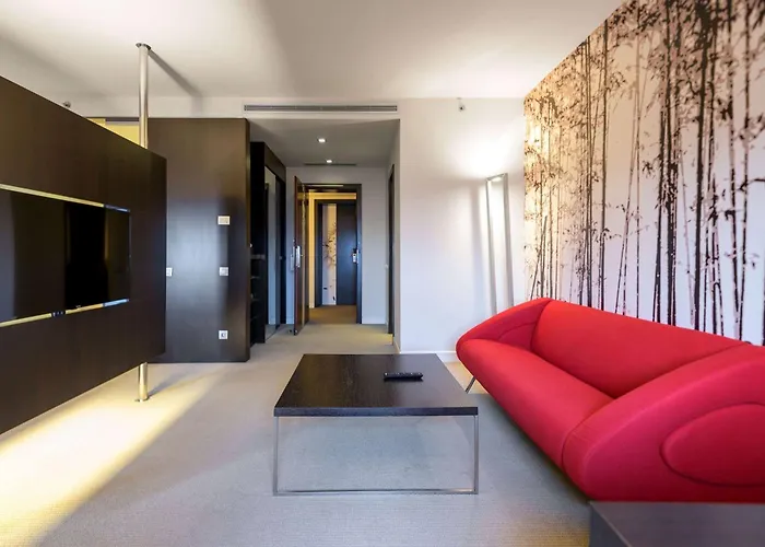 Ramada Plaza By Wyndham Bucharest Convention Center