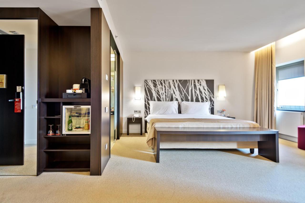 Hotel Ramada Plaza By Wyndham Convention Center Bukarest