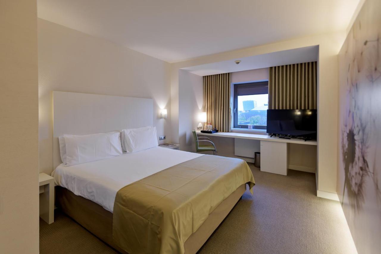 Hotel Ramada Plaza By Wyndham Convention Center